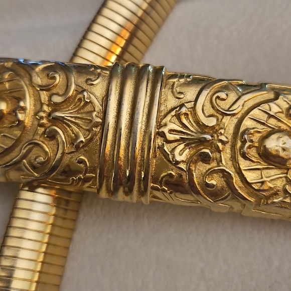 Vtg ACCESSOCRAFT NYC Ornate Goldtone Stretch Belt
